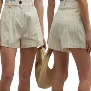 Brand new with tags Rails Ivory & Black Pinstripe Pleated Front Shorts Cream 10